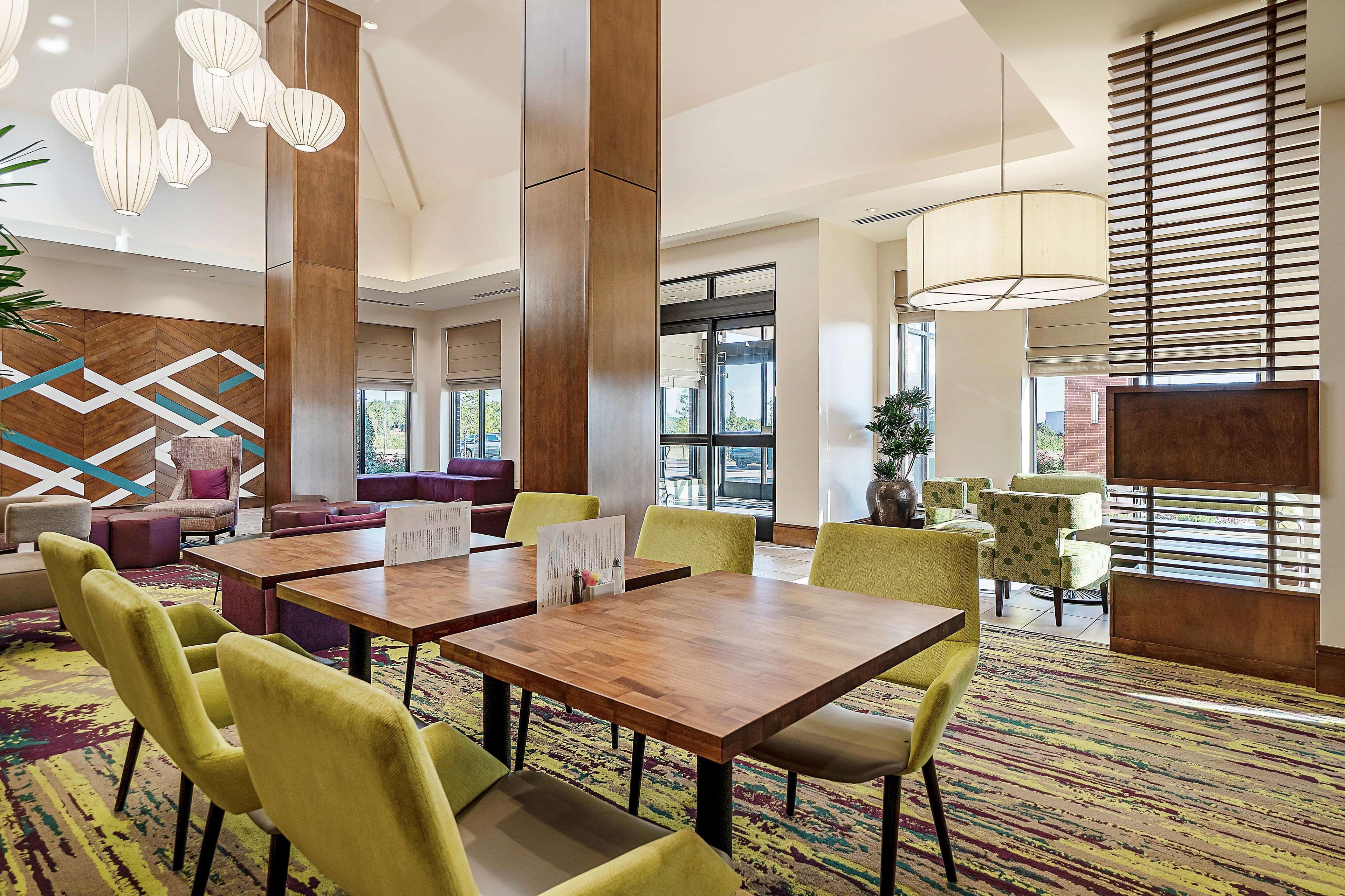 Hilton Garden Inn Edmond/Oklahoma City North Exterior photo