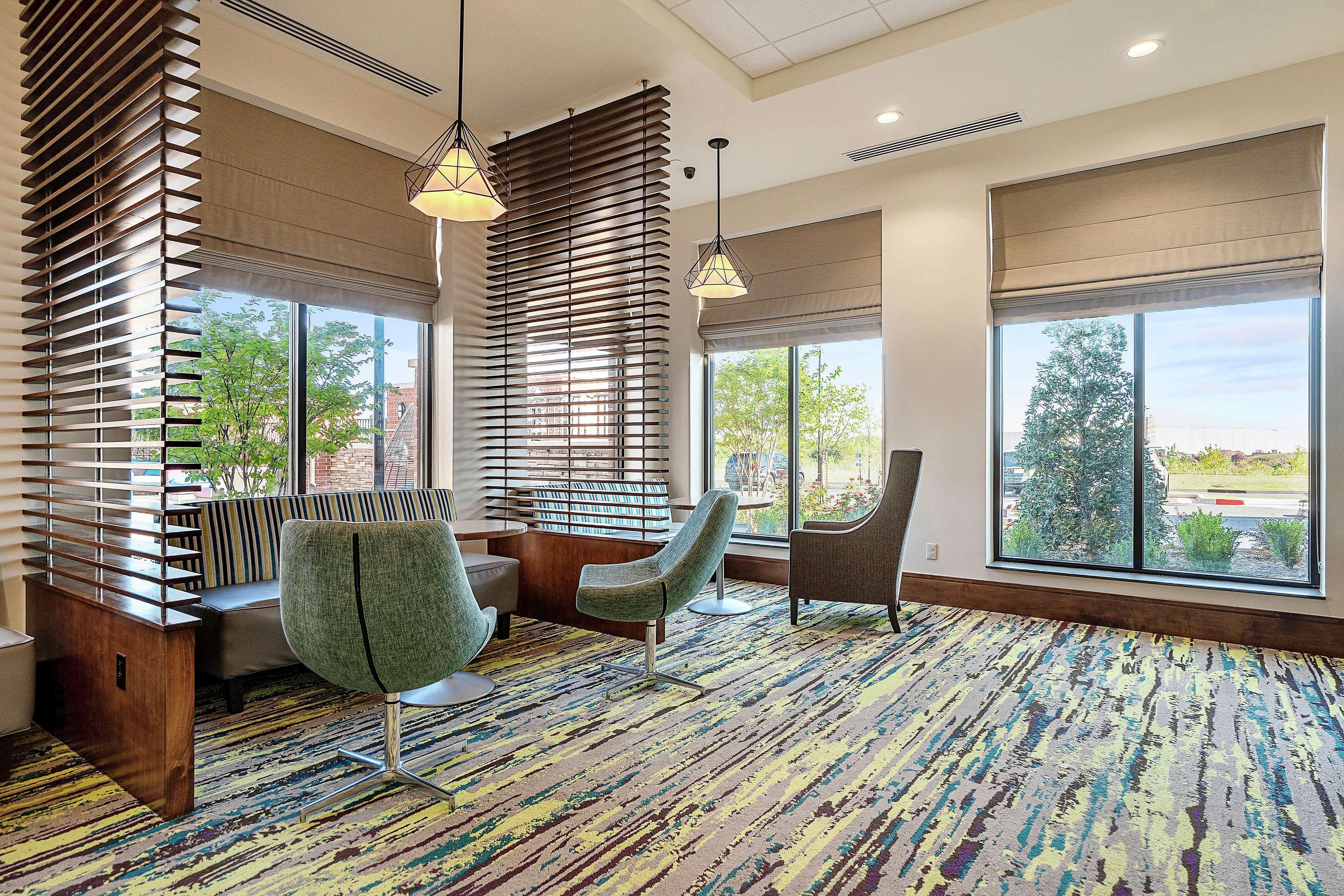 Hilton Garden Inn Edmond/Oklahoma City North Exterior photo