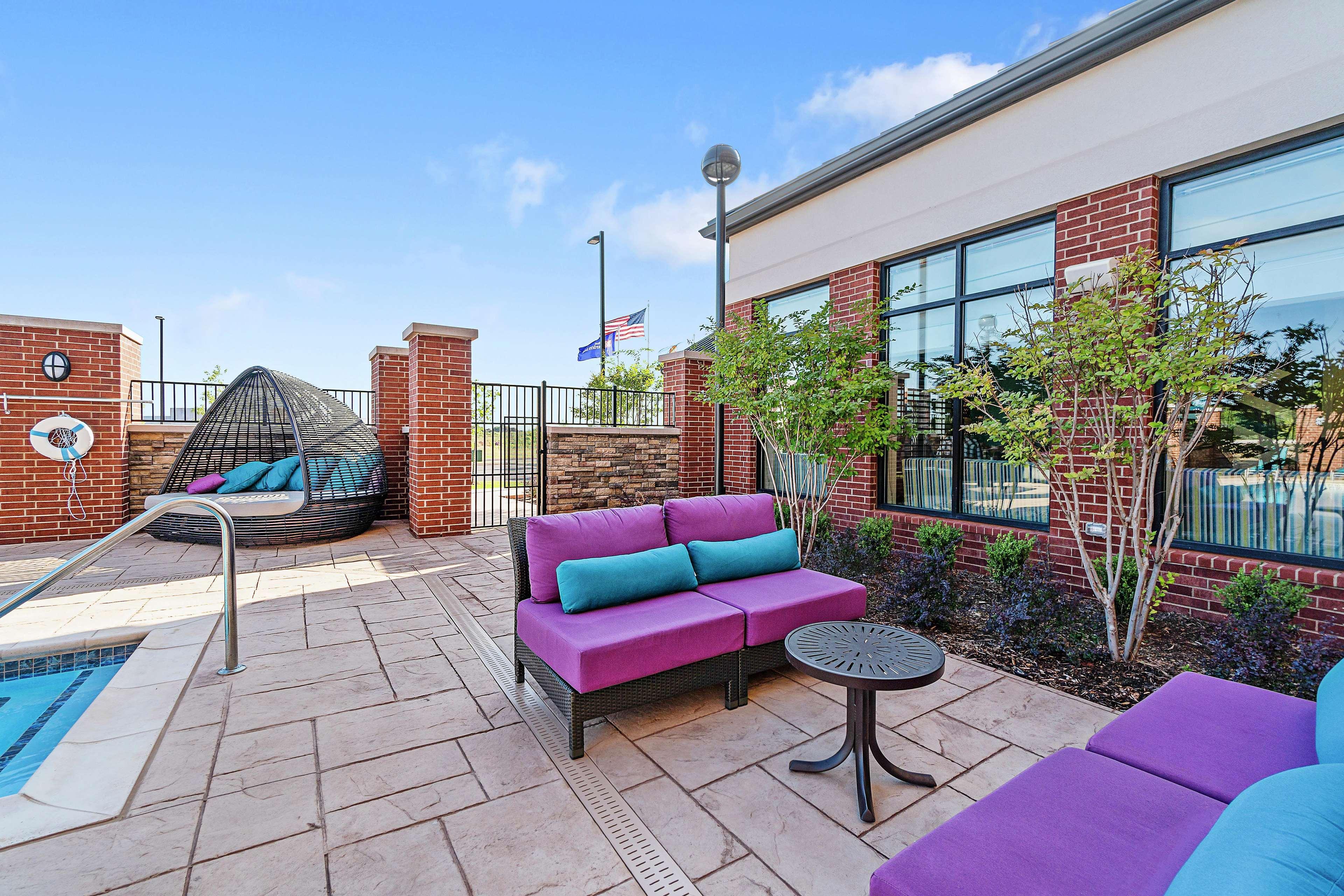 Hilton Garden Inn Edmond/Oklahoma City North Exterior photo