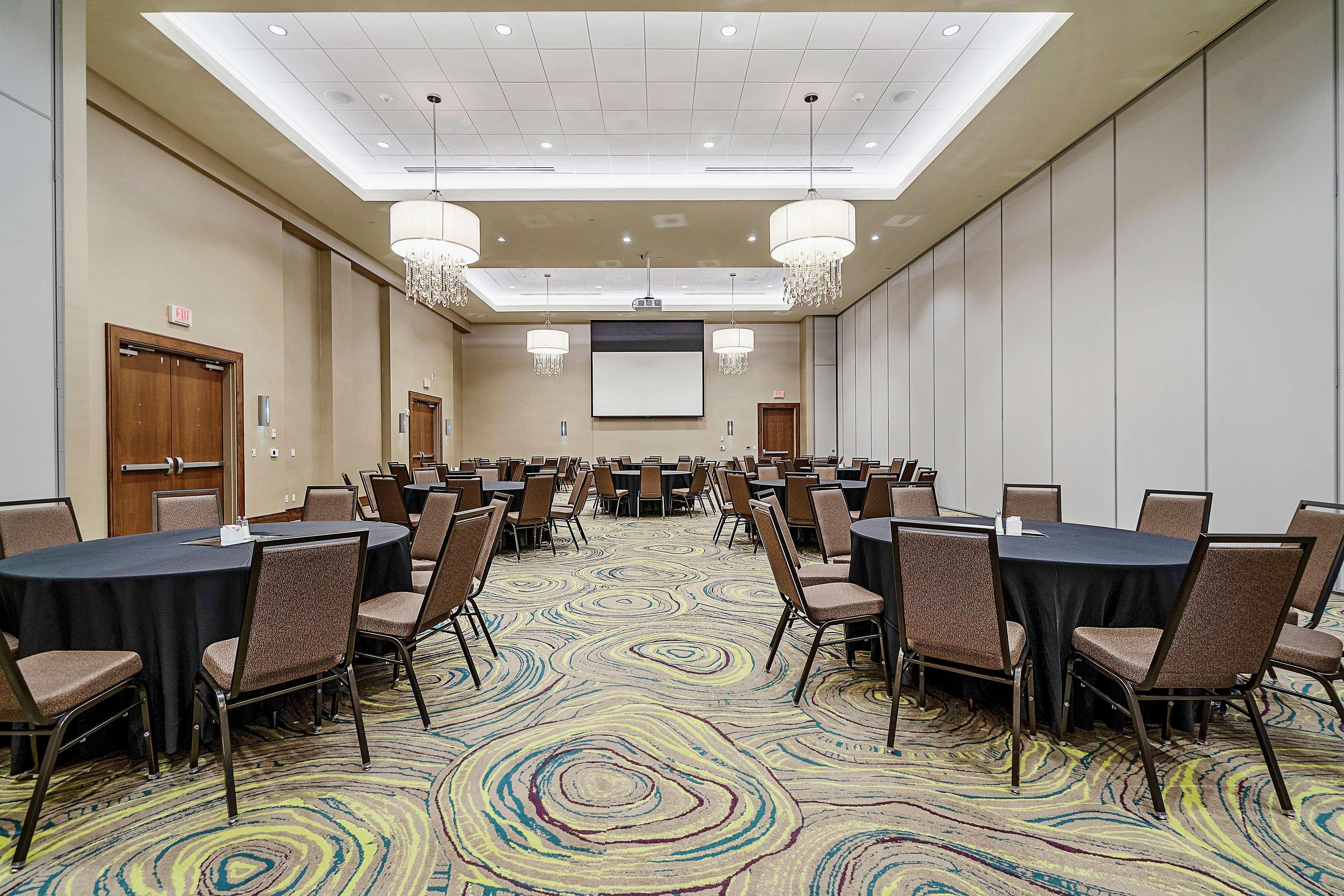 Hilton Garden Inn Edmond/Oklahoma City North Exterior photo