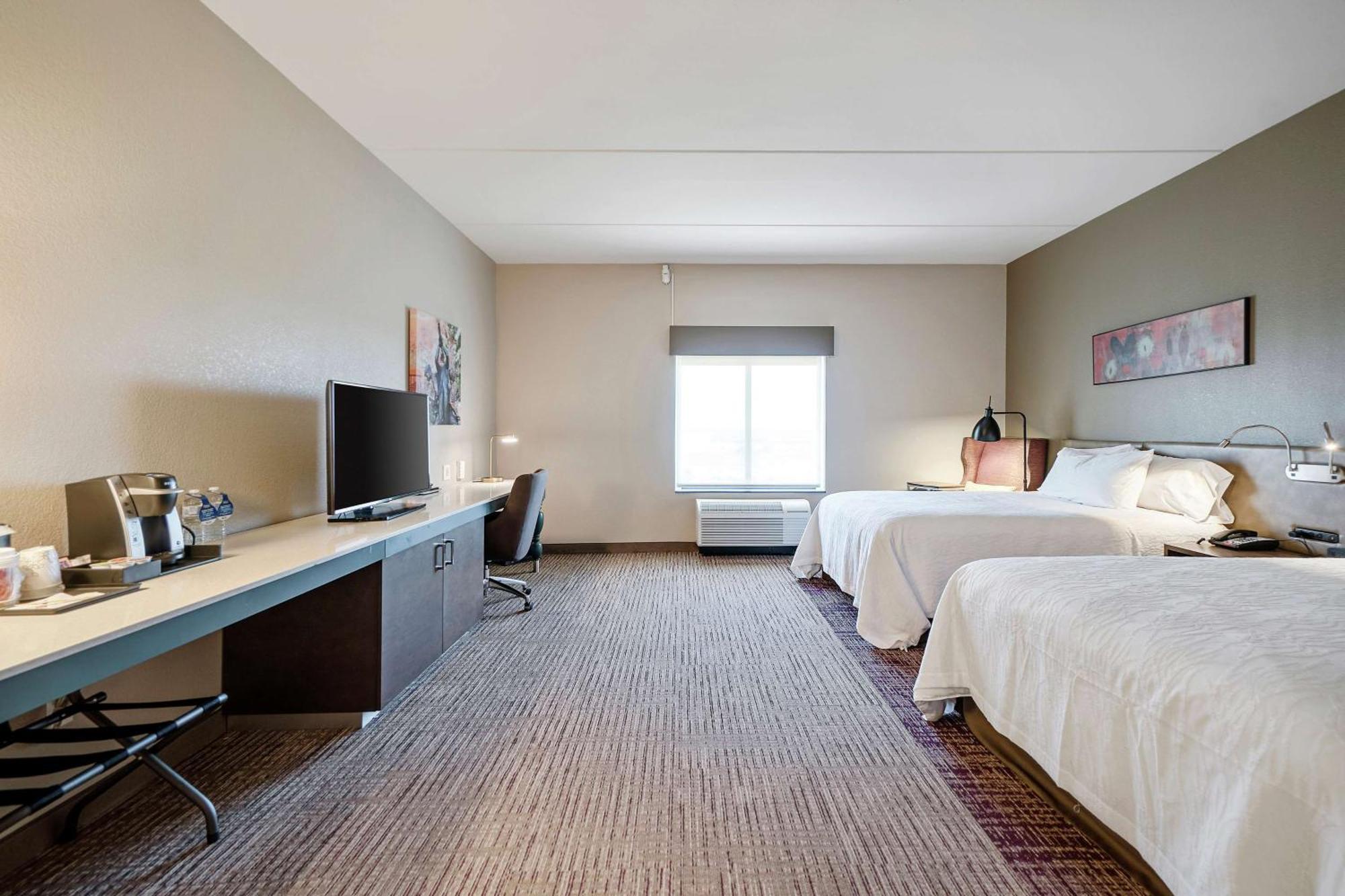 Hilton Garden Inn Edmond/Oklahoma City North Exterior photo
